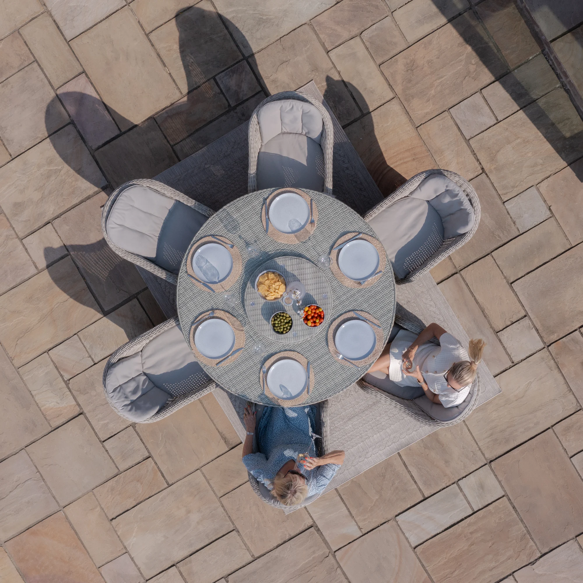 Oxford 6 Seat Round Dining Set - Image 5