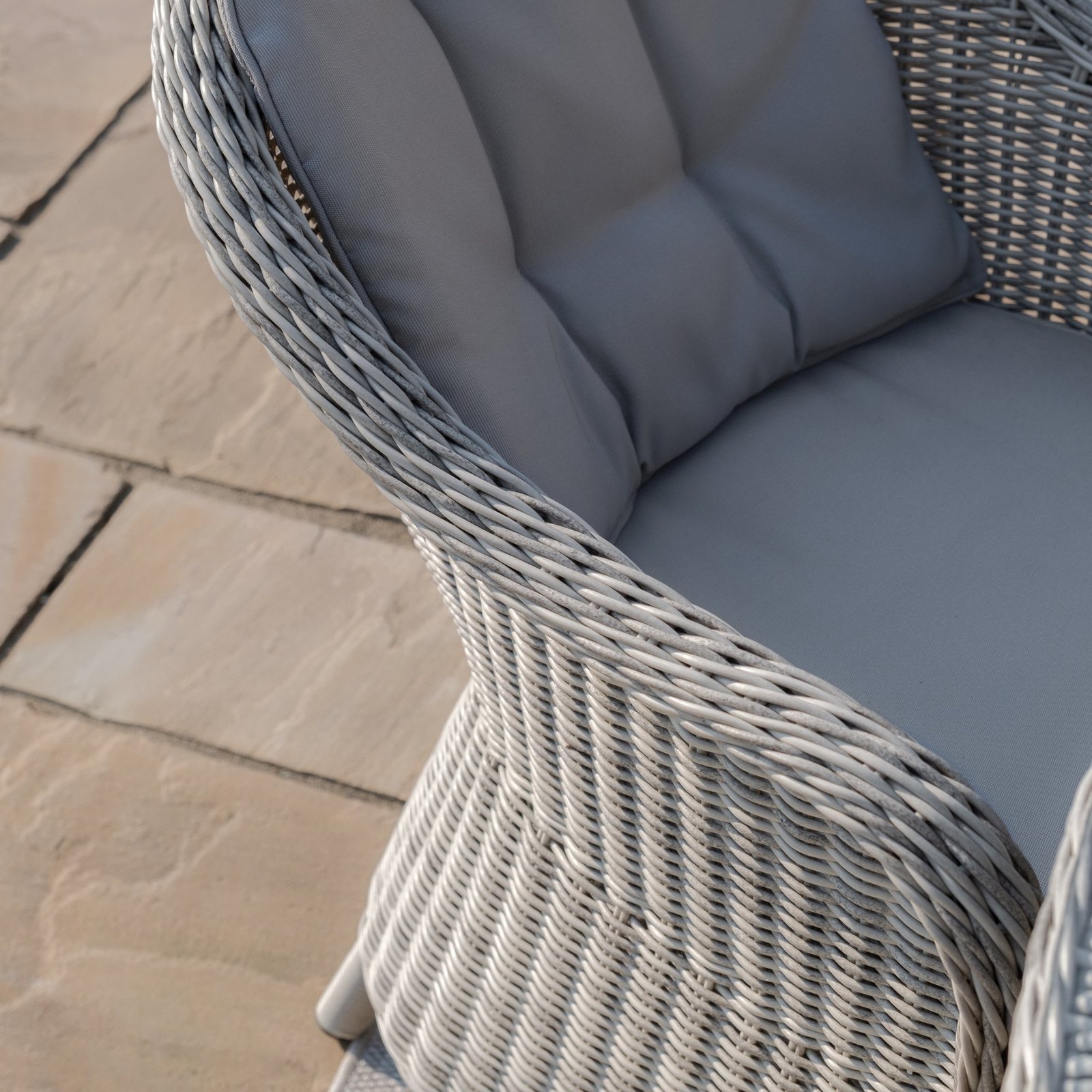 Oxford 8 Seat Round Dining Set - Image 6