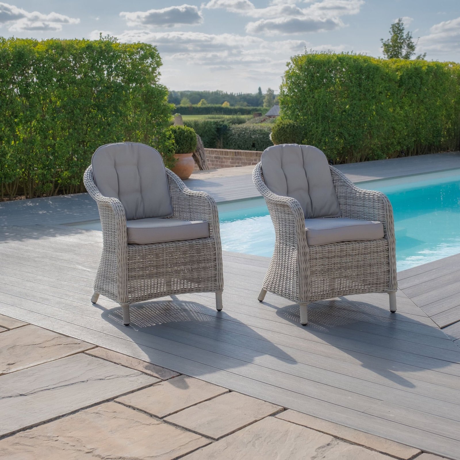 Jakarta Teak Round Dining Table - Image 4