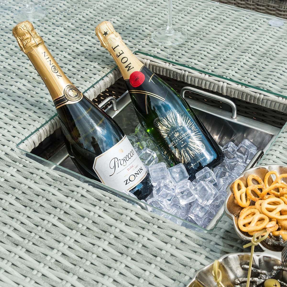 Oxford Sofa Rattan Dining Set - Image 8